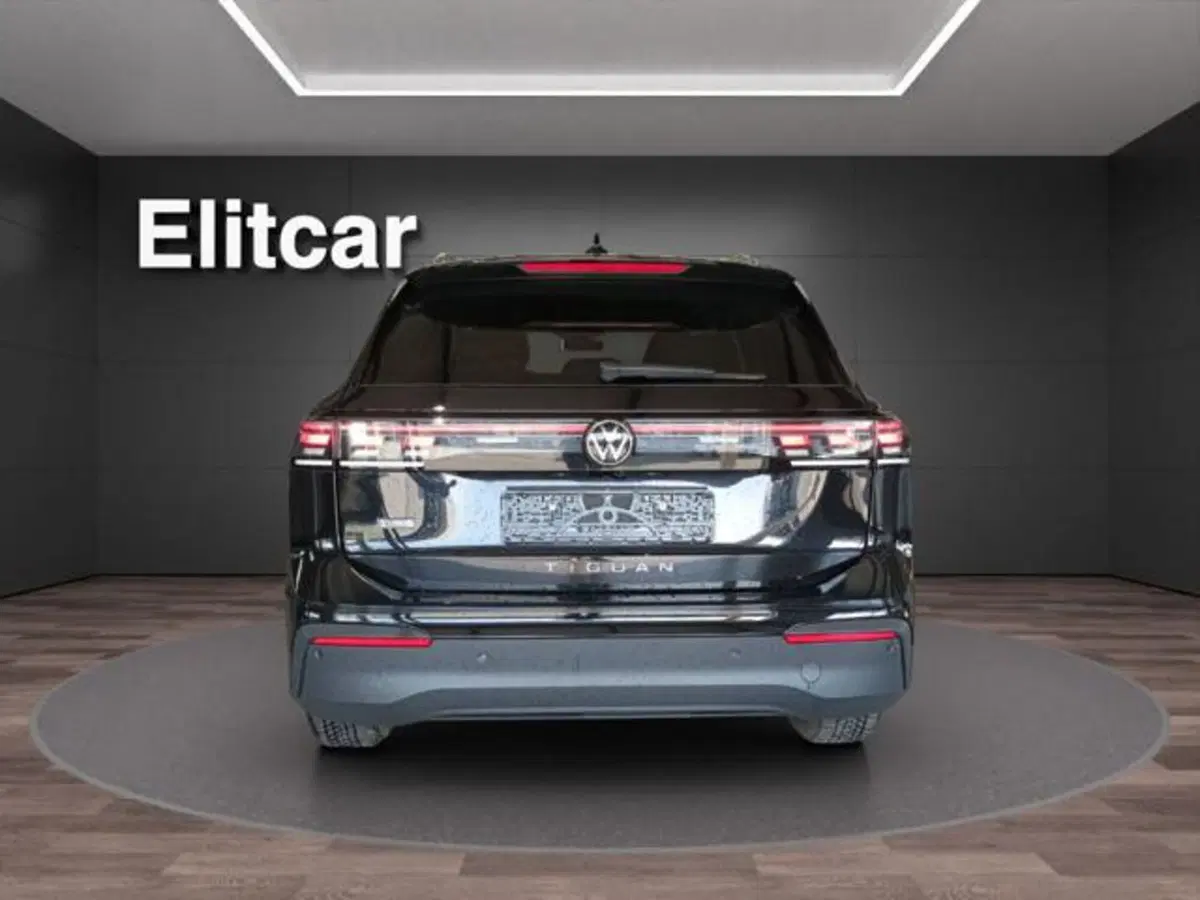 Volkswagen Tiguan usata a Milano (7)