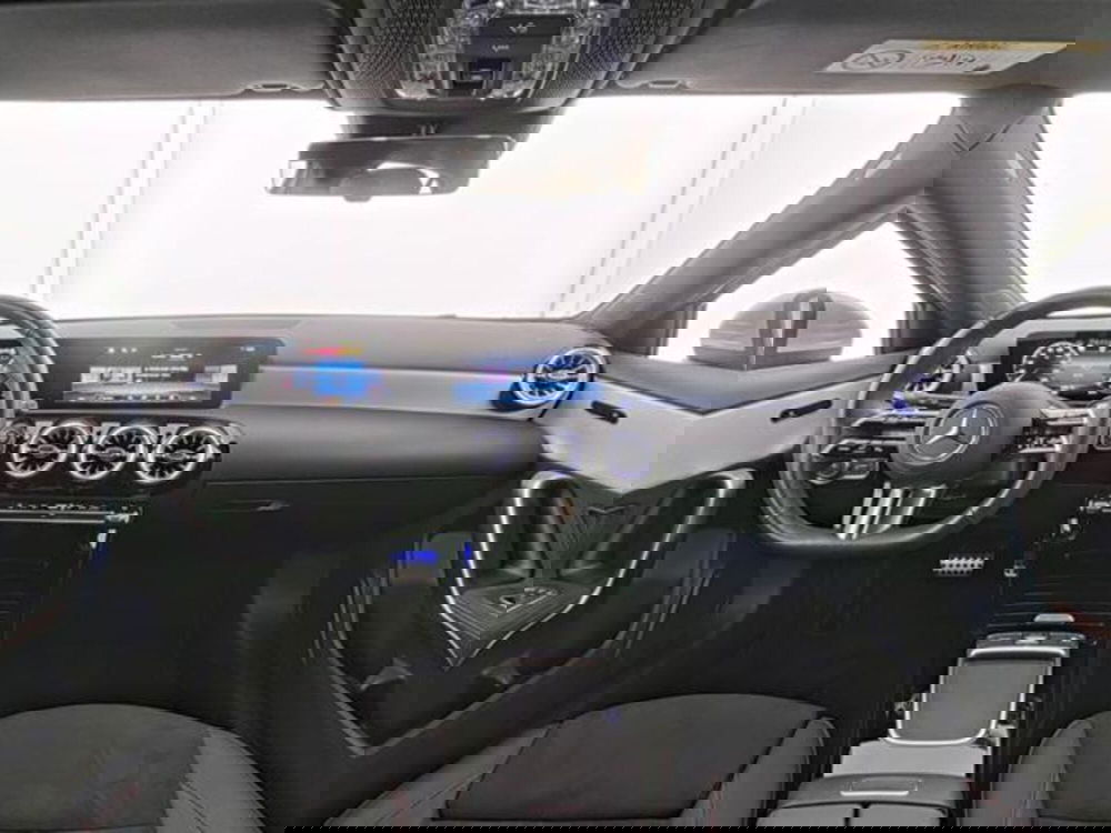 Mercedes-Benz Classe A Sedan usata a Milano (4)