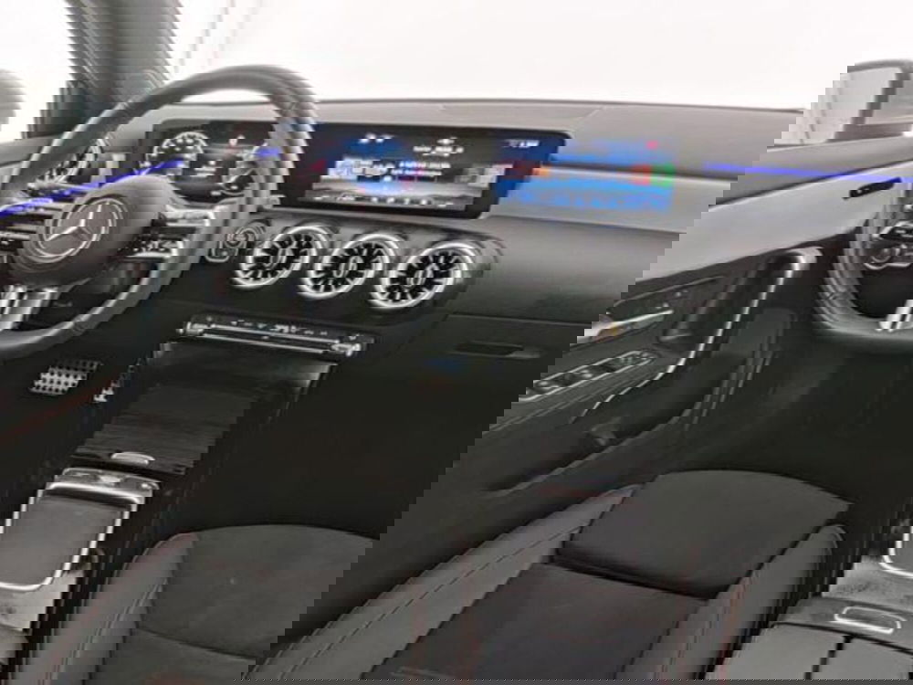 Mercedes-Benz Classe A Sedan usata a Milano (5)