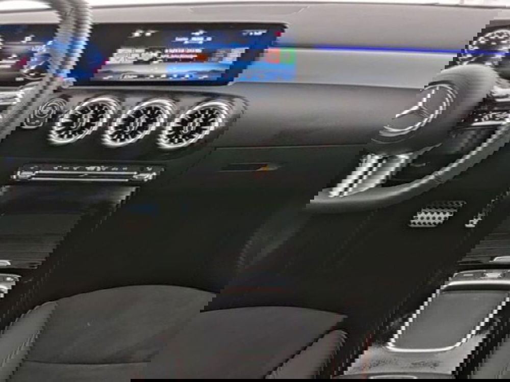 Mercedes-Benz Classe A Sedan usata a Milano (7)