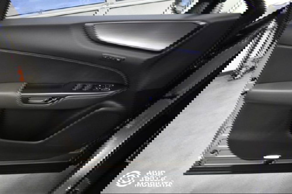 Lexus NX usata a Perugia (7)