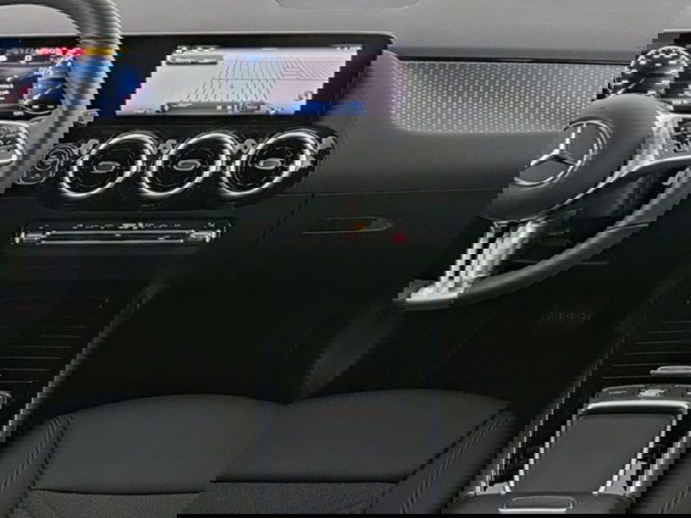 Mercedes-Benz Classe B usata a Novara (7)