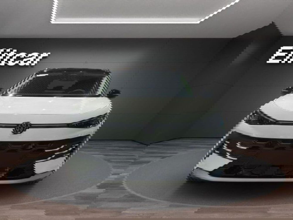 Volkswagen T-Roc nuova a Novara (3)