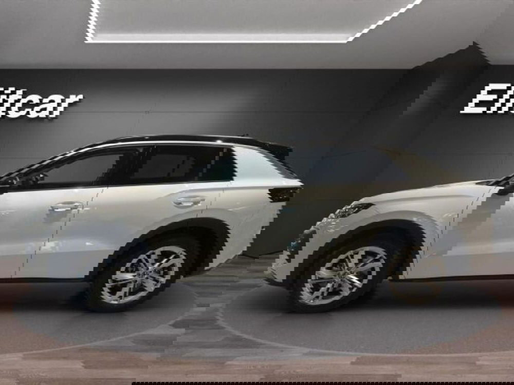 Volkswagen T-Roc nuova a Novara (6)