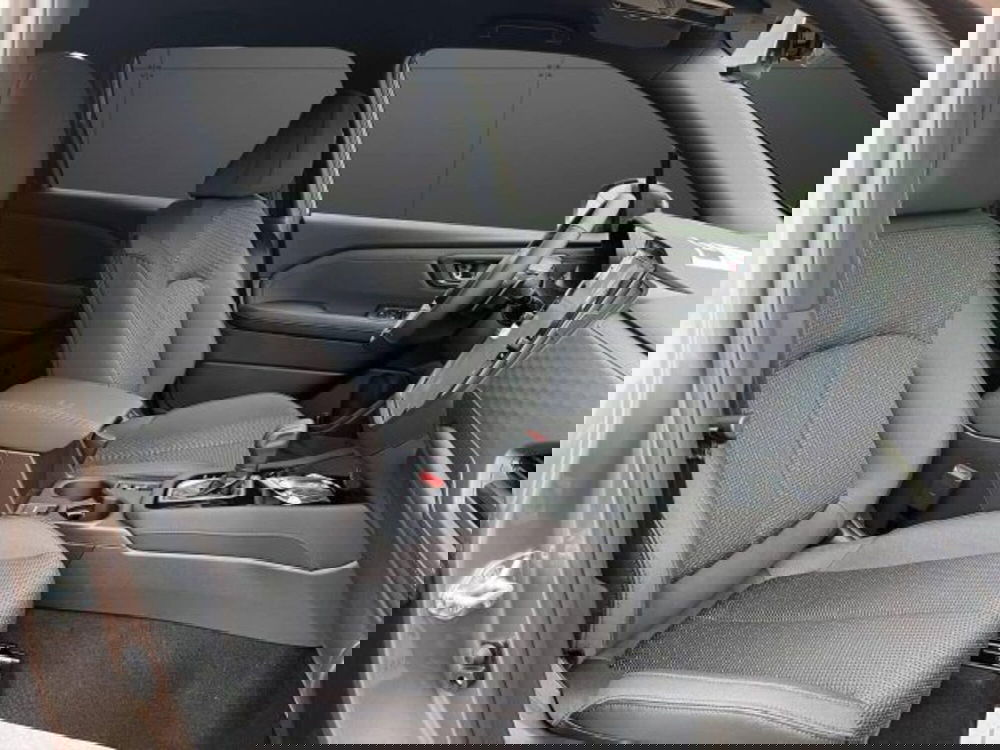 Subaru Forester nuova a Novara (10)