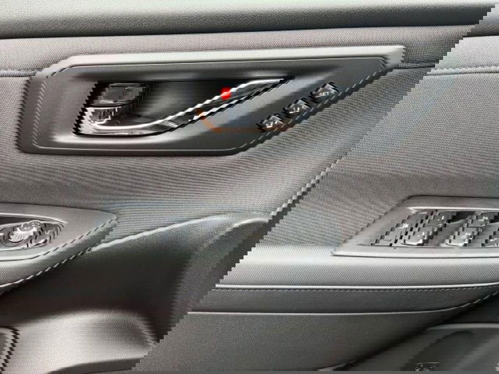 Subaru Forester nuova a Novara (11)