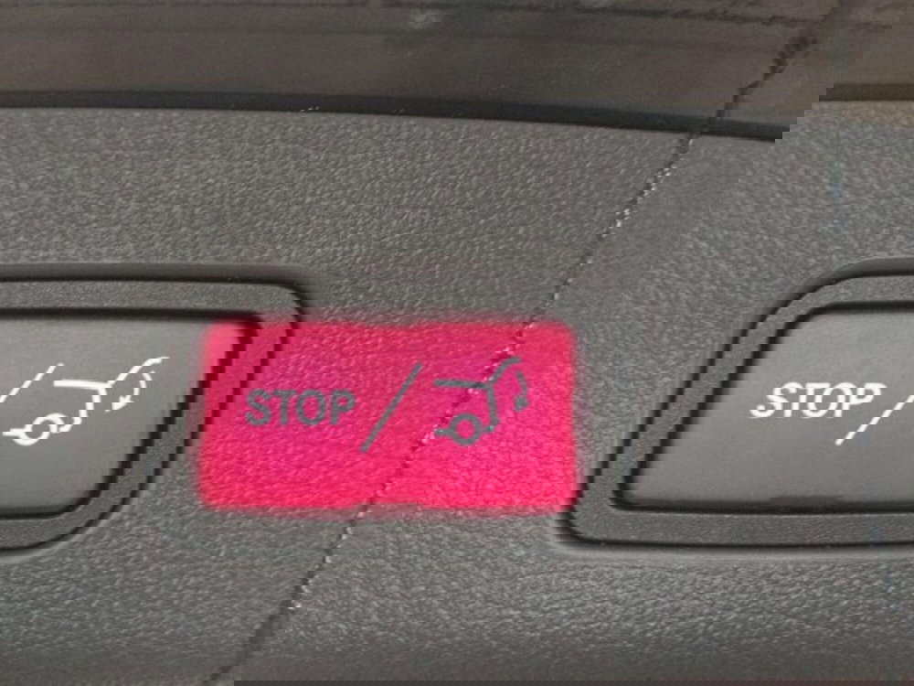 Mercedes-Benz GLC usata a Novara (18)