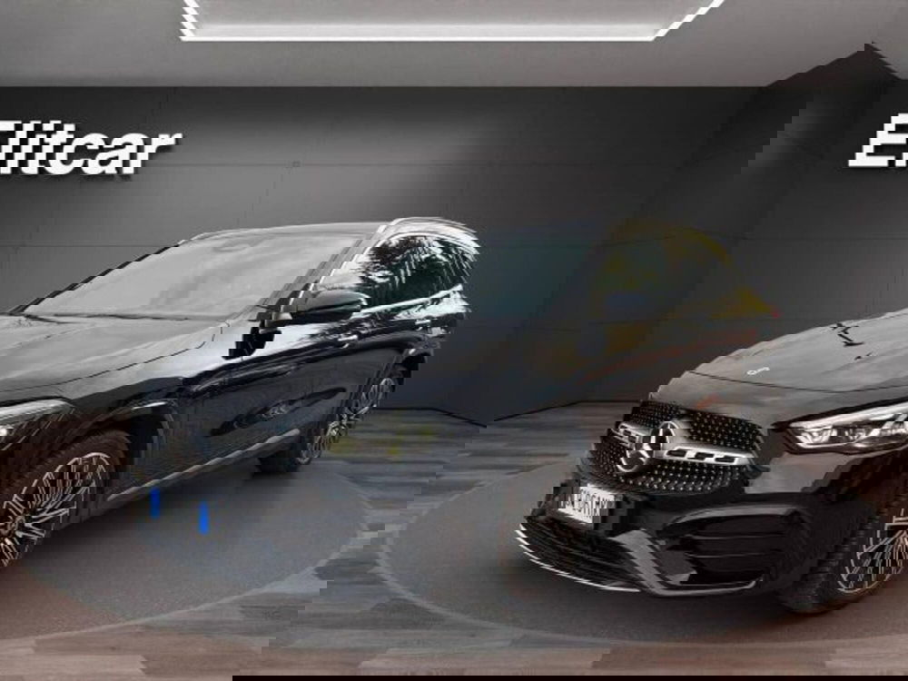 Mercedes-Benz GLA SUV usata a Novara