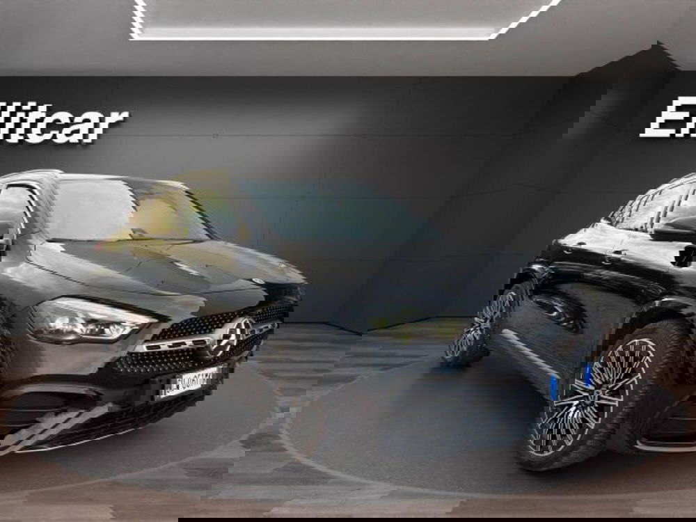 Mercedes-Benz GLA SUV usata a Novara (7)