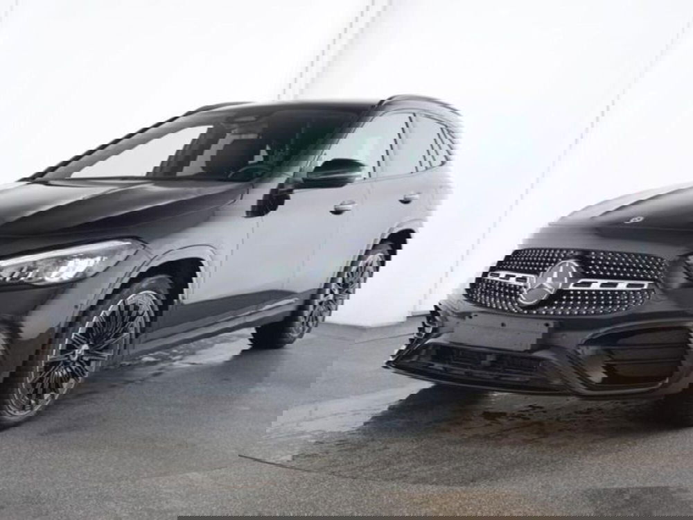 Mercedes-Benz GLA SUV usata a Novara