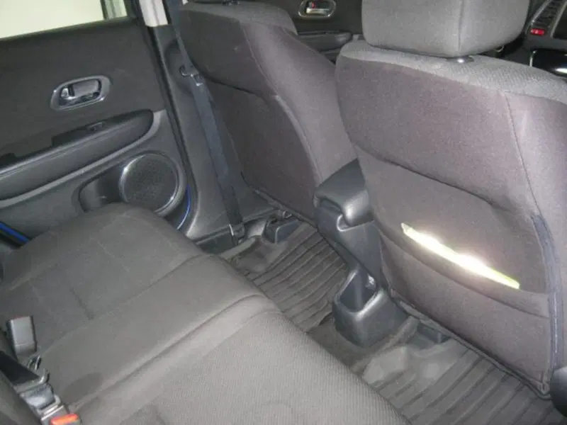 Honda HR-V usata a Fermo (7)