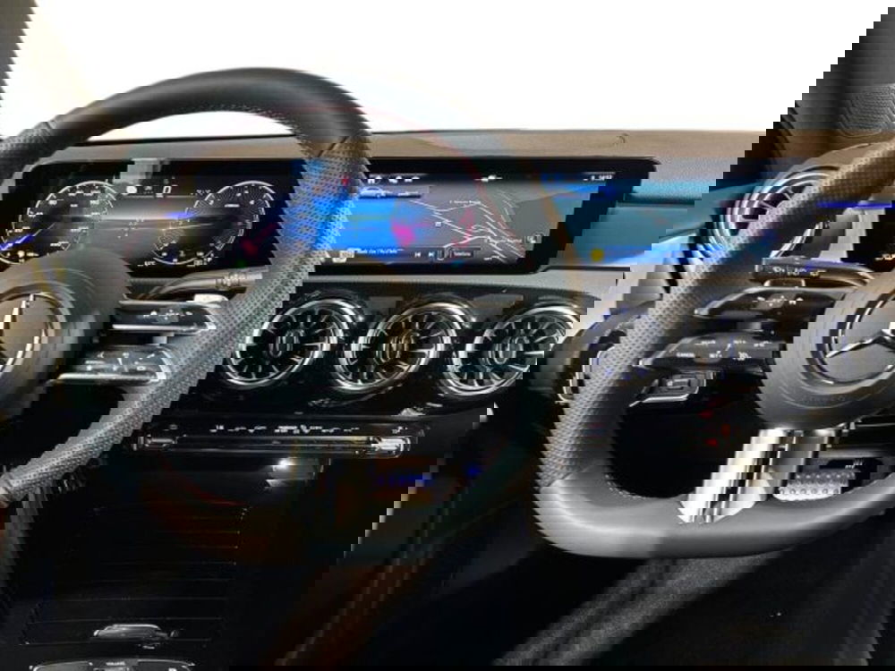 Mercedes-Benz Classe A nuova a Bologna (14)