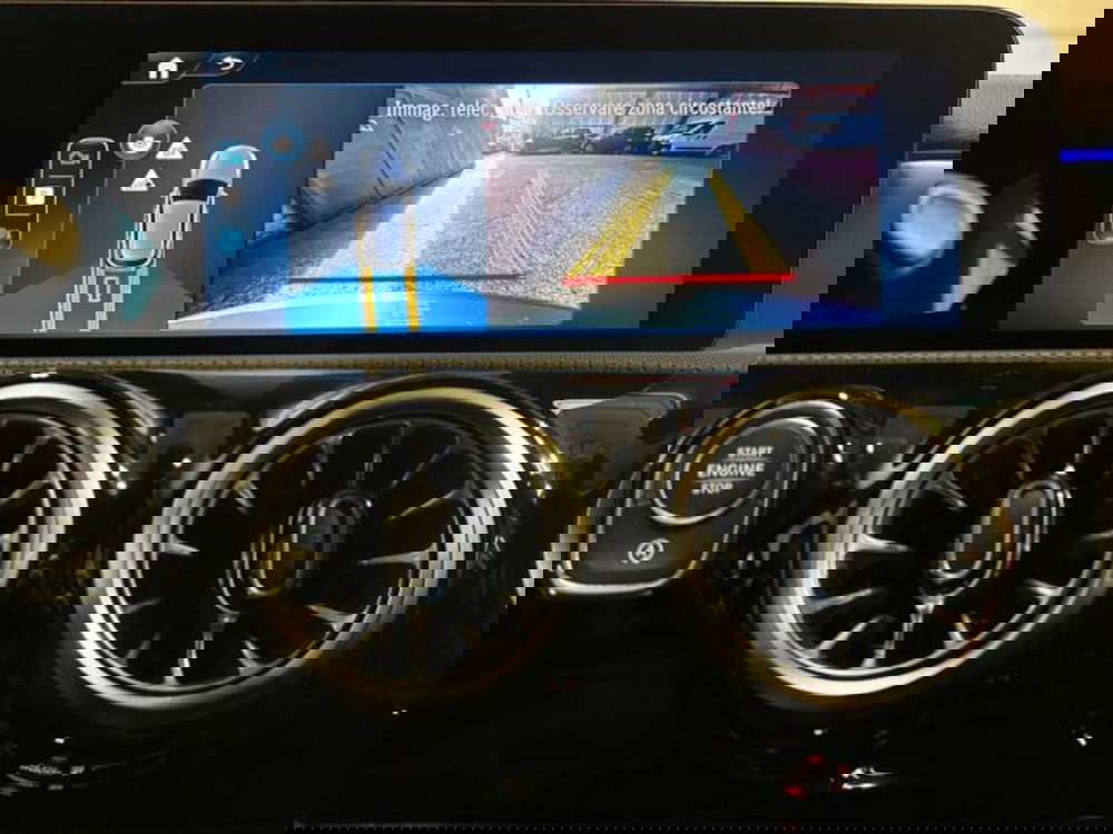 Mercedes-Benz Classe A nuova a Bologna (12)