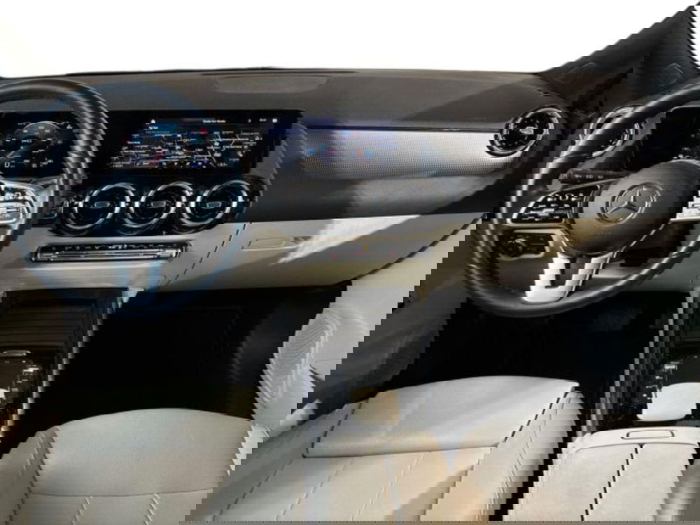 Mercedes-Benz GLA SUV usata a Bologna (9)