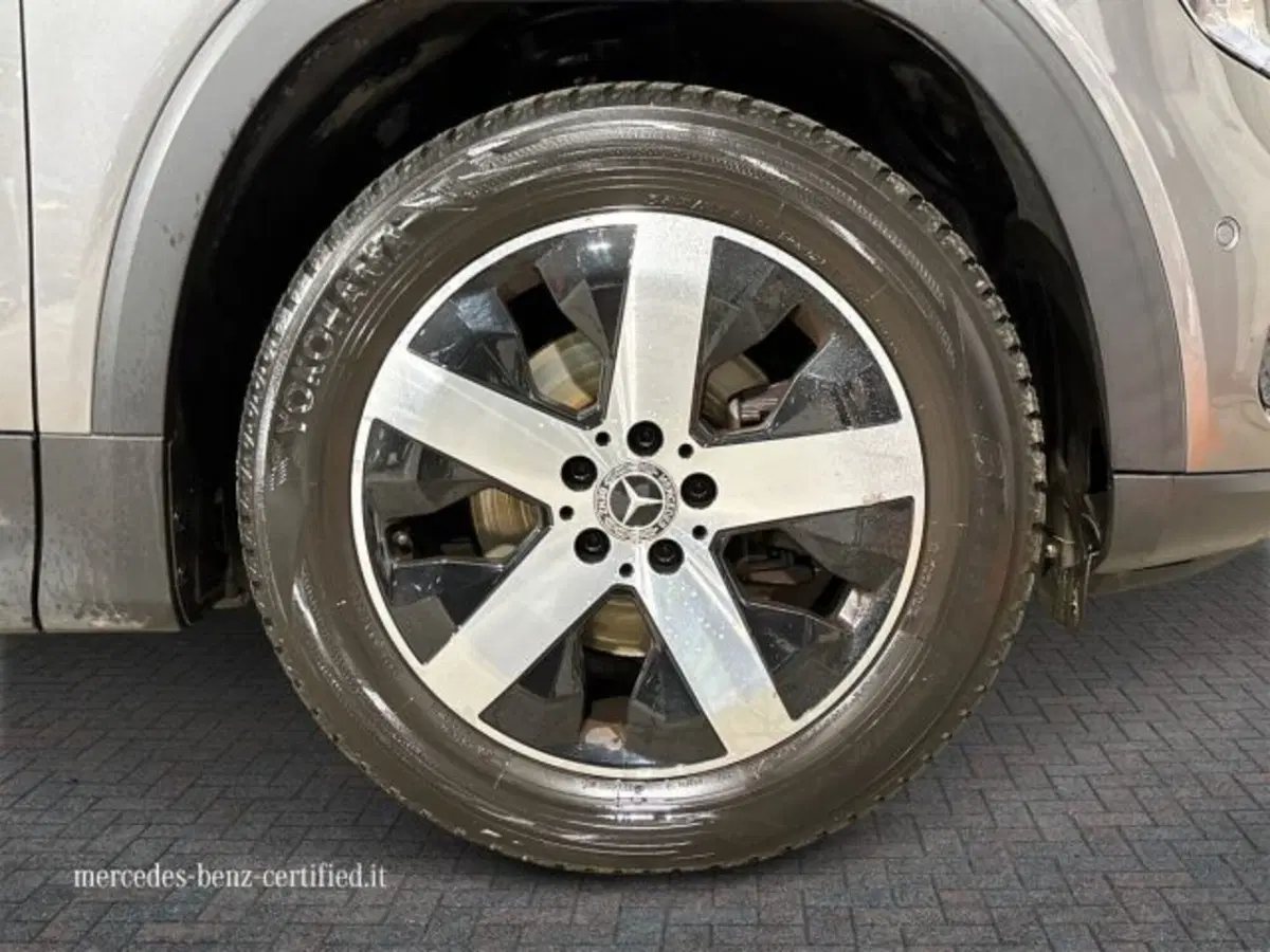 Mercedes-Benz GLB usata a Bologna (17)