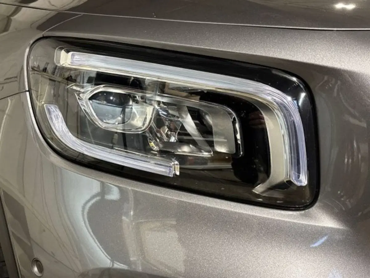 Mercedes-Benz GLB usata a Bologna (7)