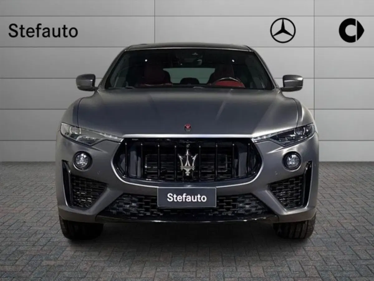 Maserati Levante usata a Bologna (4)