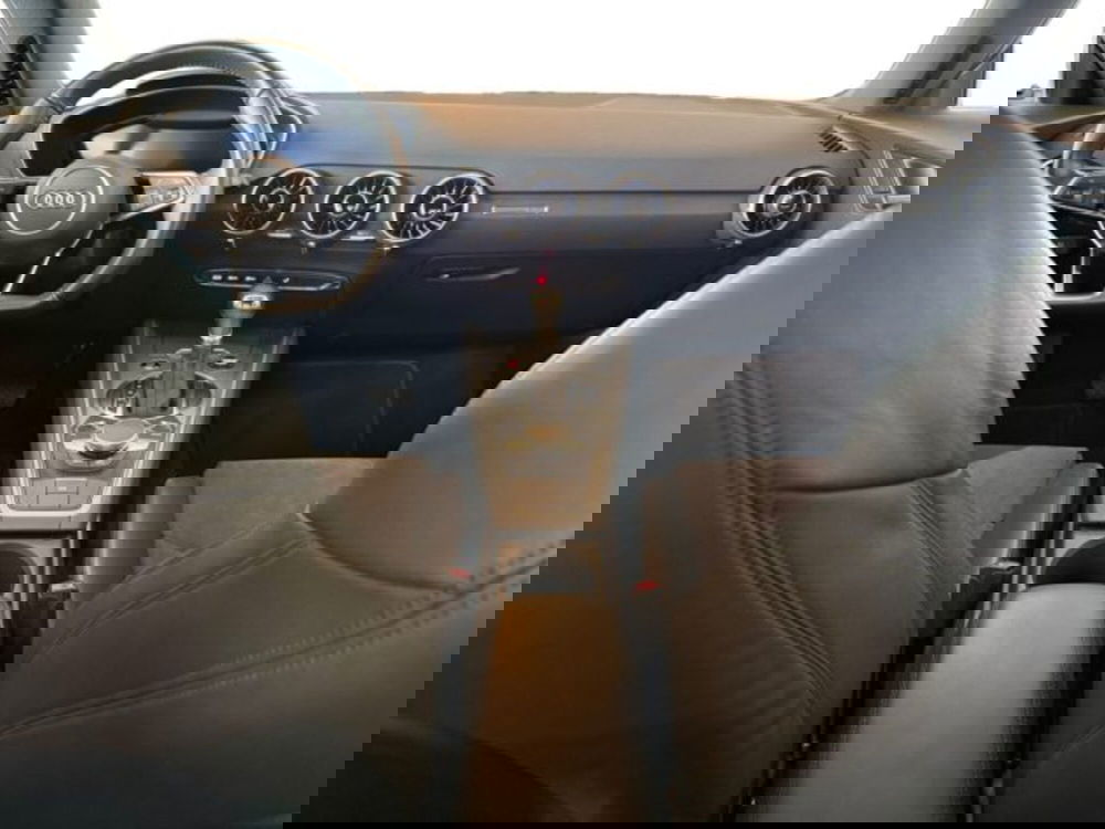 Audi TT Coupé usata a Livorno (11)