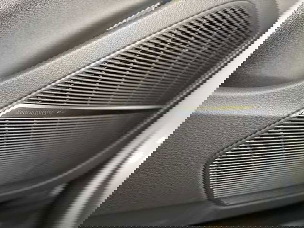 Audi SQ8 usata a Genova (15)