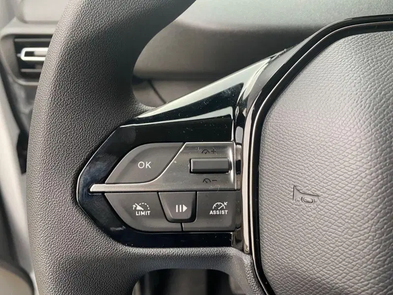 Peugeot Partner Furgone nuova a Torino (13)