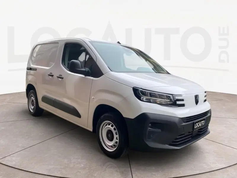 Peugeot Partner Furgone nuova a Torino (3)