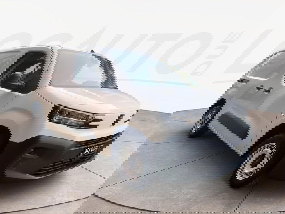 Peugeot Partner Furgone nuova a Torino (3)