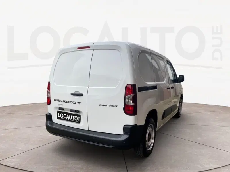 Peugeot Partner Furgone nuova a Torino (4)