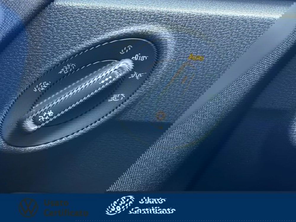 Volkswagen T-Roc usata a Vicenza (17)