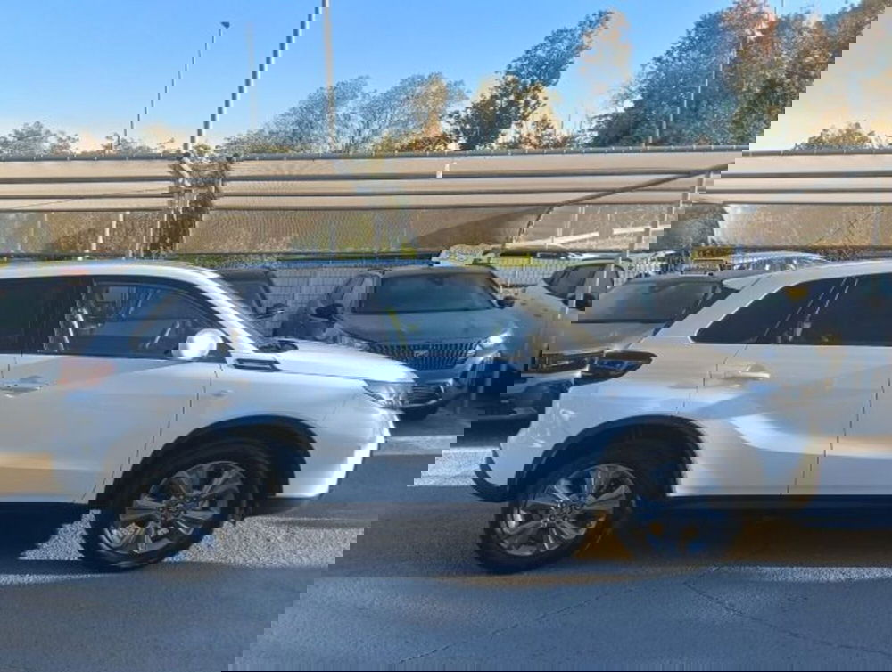 Suzuki Vitara nuova a Brescia (4)