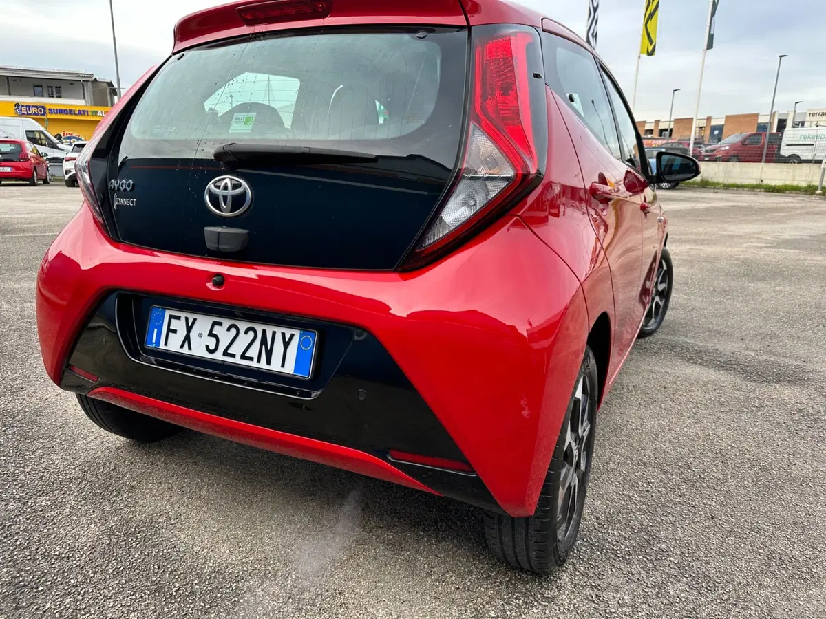 Toyota Aygo usata a Frosinone (8)