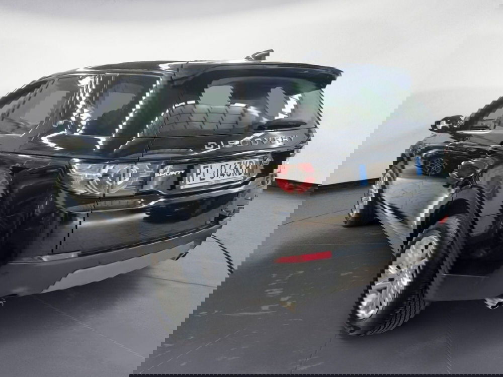 Land Rover Discovery Sport usata a Lecce (6)
