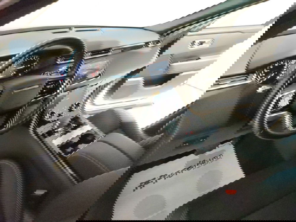 Land Rover Range Rover Velar usata a L'Aquila (11)