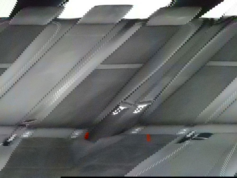 Land Rover Range Rover Velar usata a L'Aquila (13)