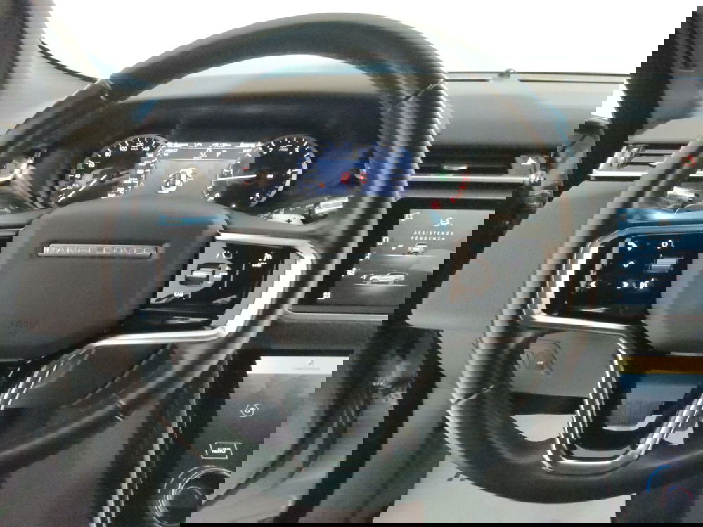 Land Rover Range Rover Velar usata a L'Aquila (17)