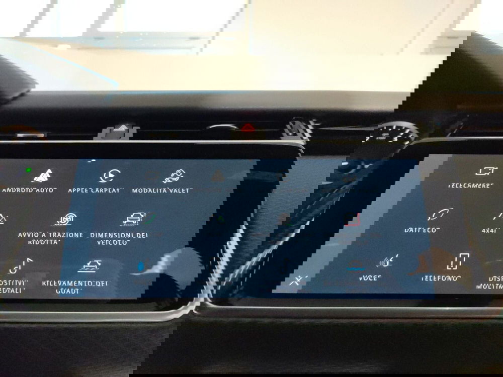 Land Rover Range Rover Velar usata a L'Aquila (19)