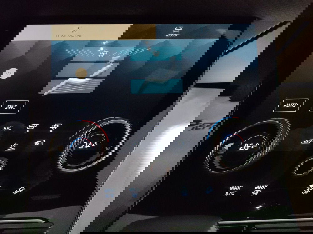 Land Rover Range Rover Velar usata a L'Aquila (20)