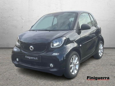 smart Fortwo EQ Passion Nightsky del 2019 usata a Osnago
