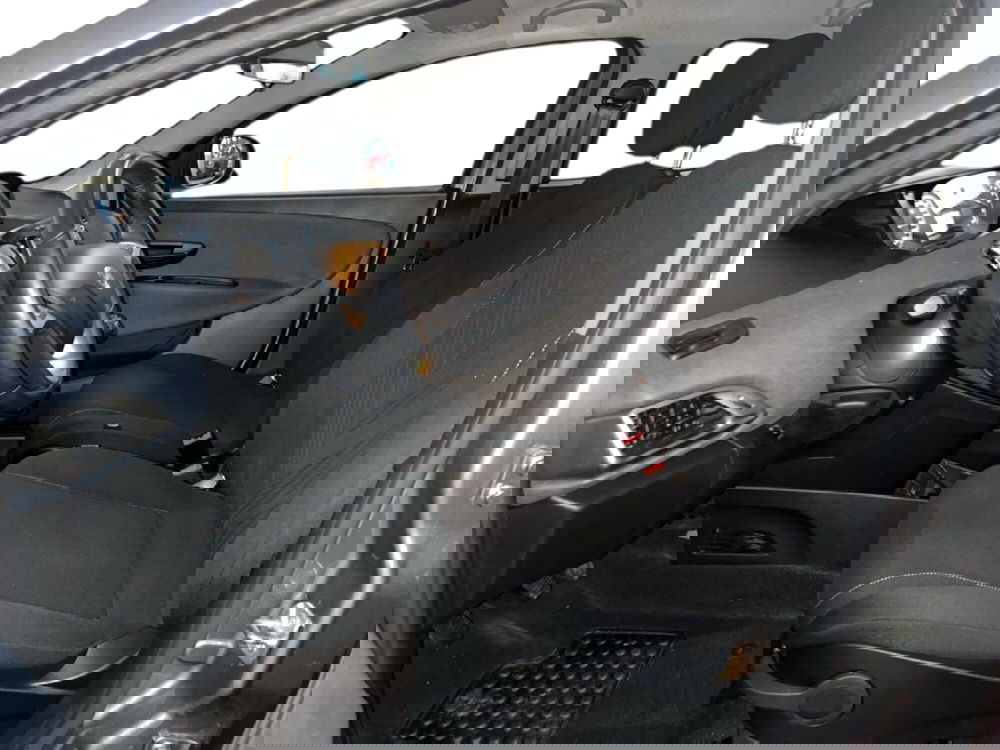 Lancia Ypsilon usata a Torino (8)