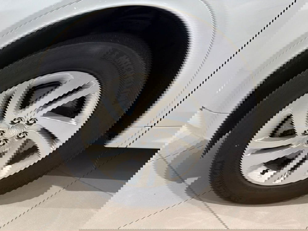 Land Rover Discovery Sport usata a Catania (5)