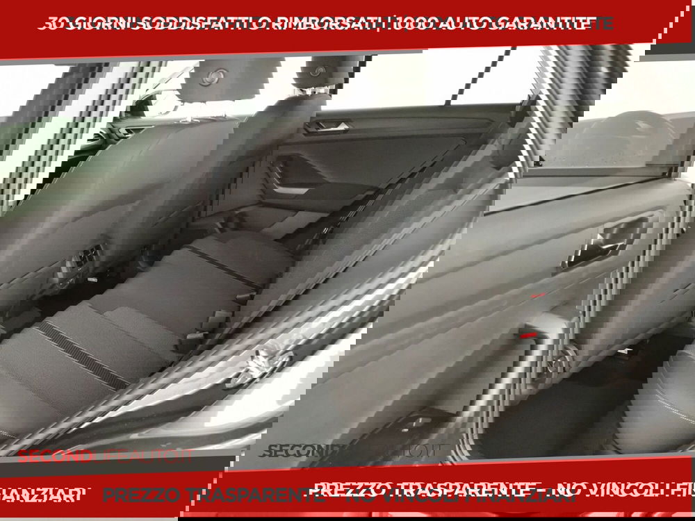 Volkswagen T-Roc nuova a Campobasso (8)