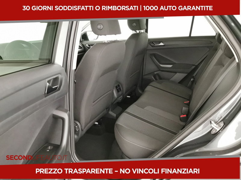 Volkswagen T-Roc nuova a Campobasso (8)