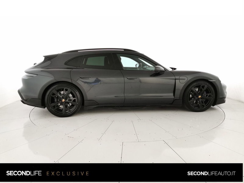 Porsche Taycan Cross Turismo usata a Chieti (4)