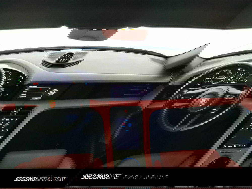 Porsche Taycan Cross Turismo usata a Chieti (9)