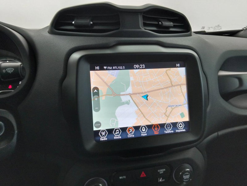 Jeep Renegade usata a Como (19)