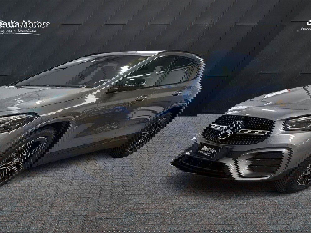 Mercedes-Benz GLA SUV nuova a Rimini