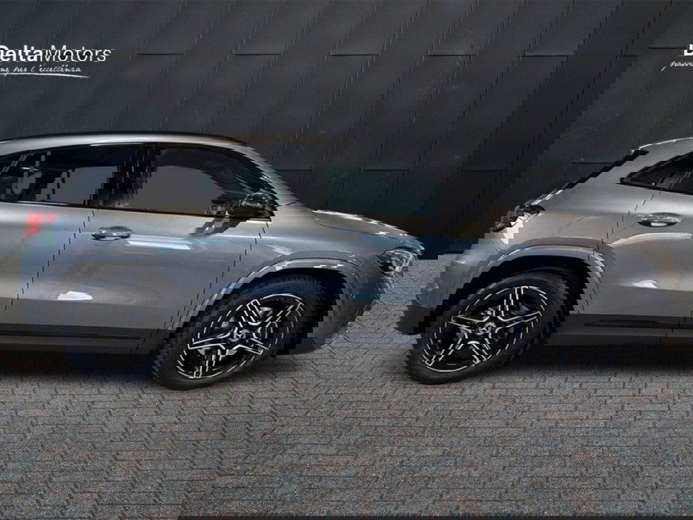 Mercedes-Benz GLA SUV nuova a Rimini (5)