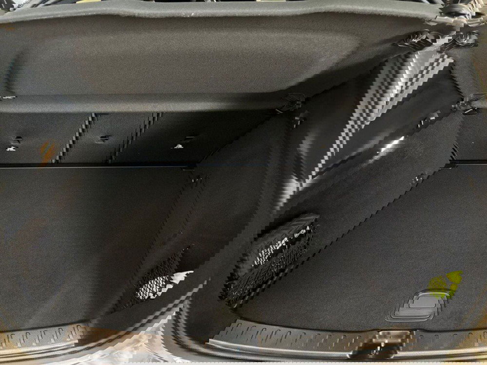 Mercedes-Benz GLA SUV nuova a Rimini (7)