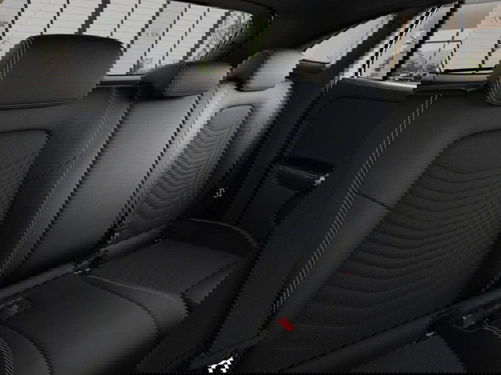 Mercedes-Benz GLA SUV nuova a Macerata (10)