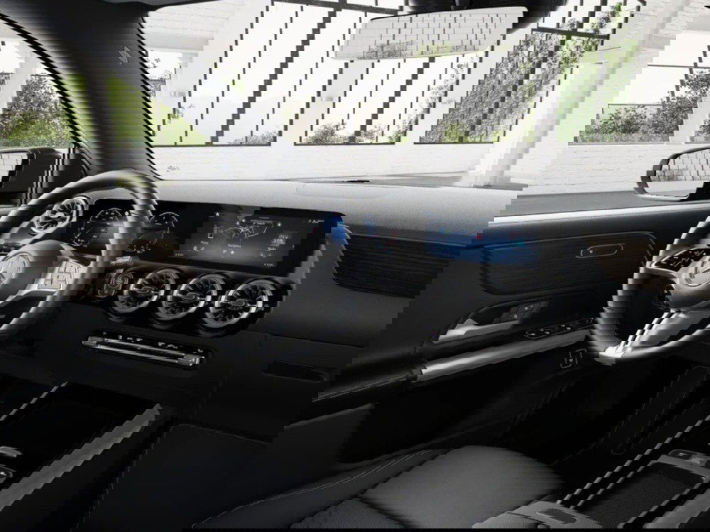 Mercedes-Benz GLA SUV nuova a Macerata (12)