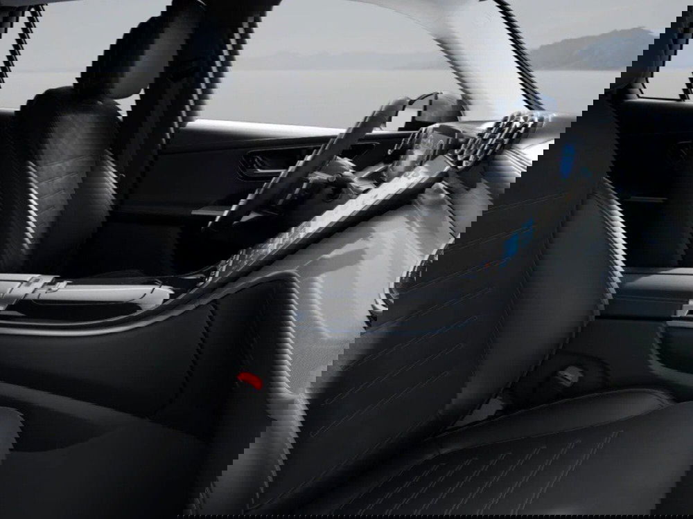 Mercedes-Benz GLC nuova a Macerata (11)